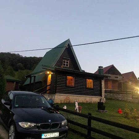 Romantika Savnik Exterior foto