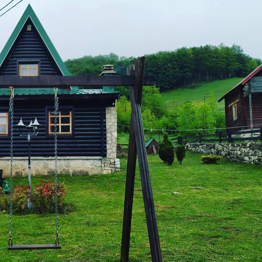 Romantika Savnik Exterior foto